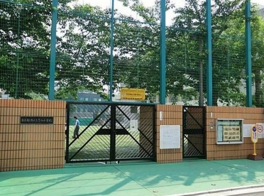 青山ザ・タワー 小学校