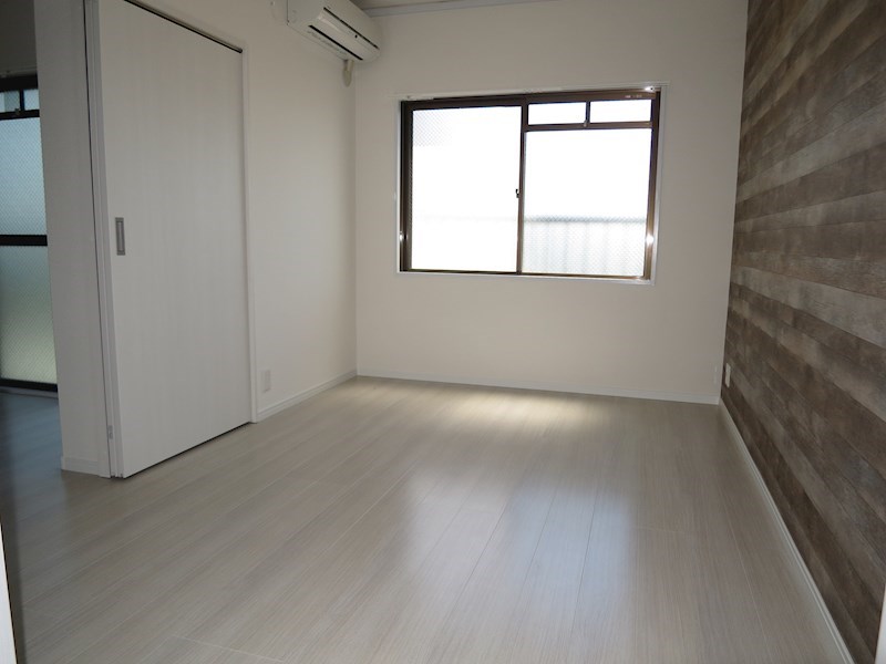 モダンアパートメント高槻城南 ベッドルーム