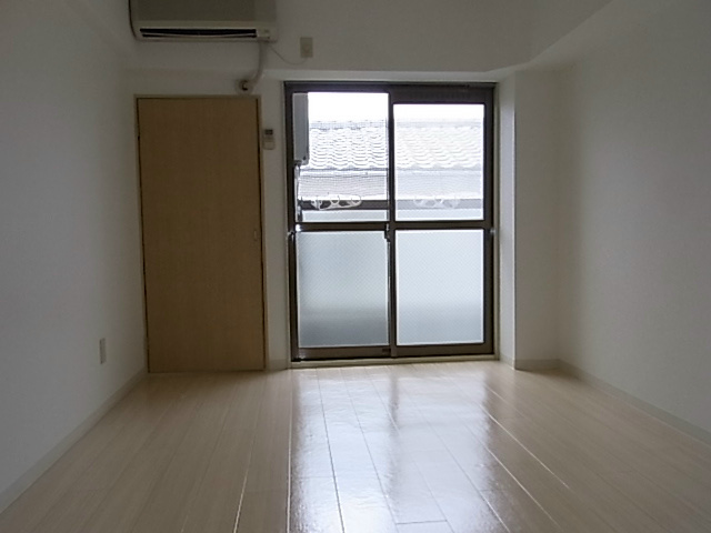 アーバンライフミレイ リビング