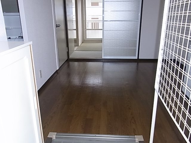 目方ハイツ 玄関