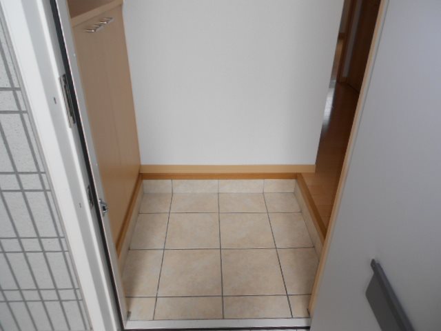 グリュックタカラ 玄関