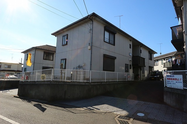 パークヒルズB 外観