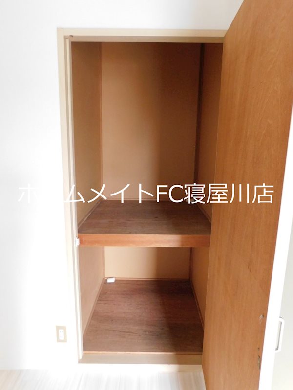 ウイロウハイツB棟 収納