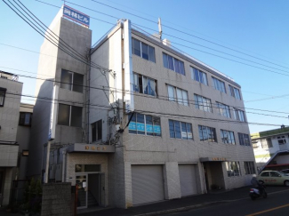 岡林ビル 外観