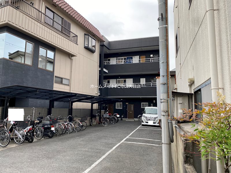 梶町マンション 駐車場