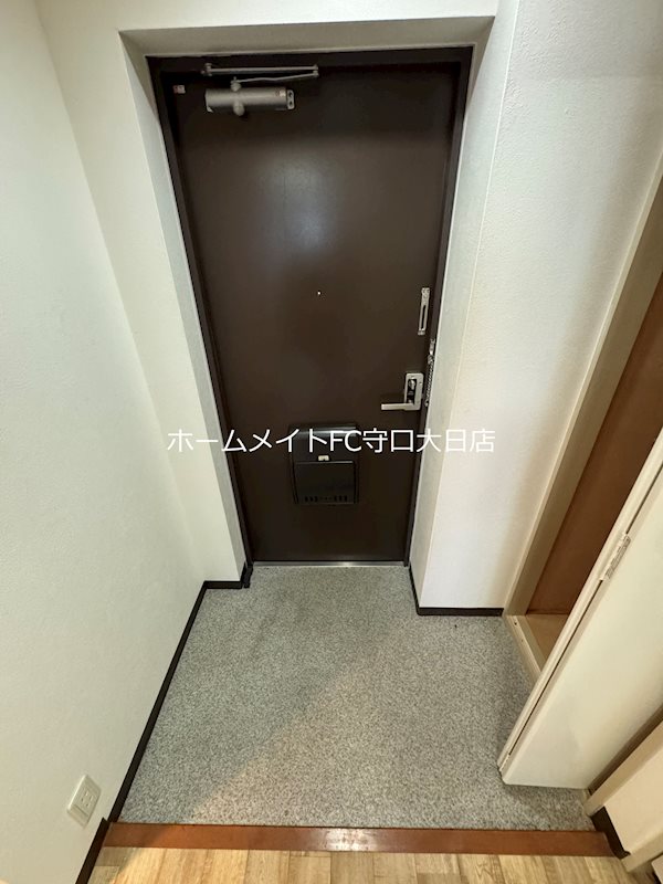 セブンスヒルⅡ 玄関