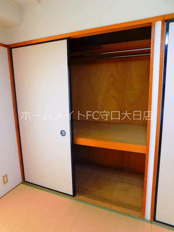 奈良本マンション 収納