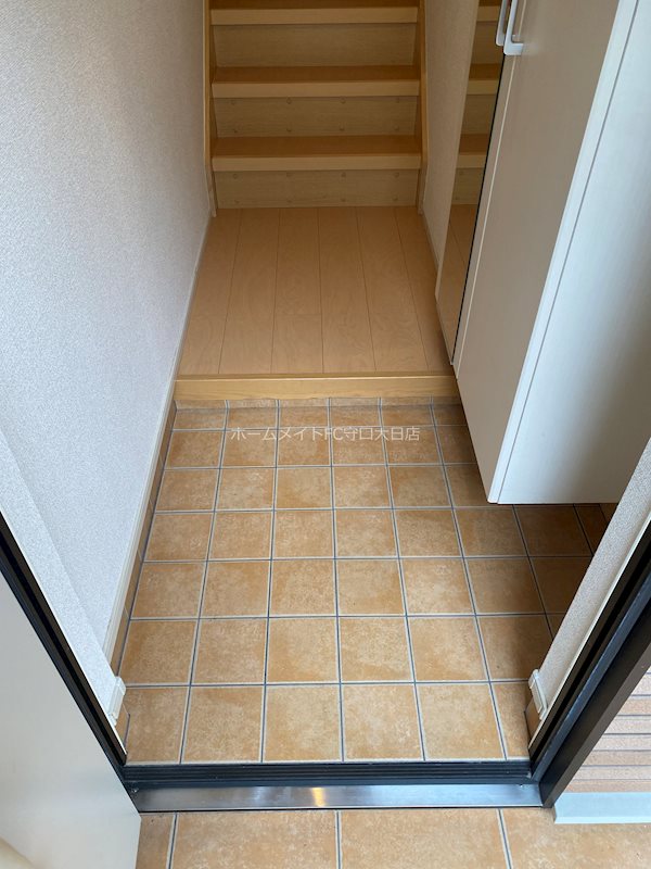 カーサ・プラシード 玄関