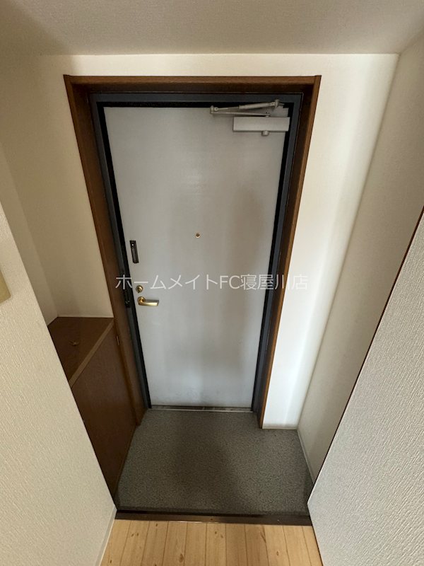 ソフィア忍ケ丘 玄関