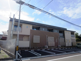 イーストⅠ 駐車場