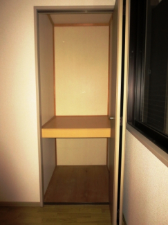 サンメゾン塚脇 収納