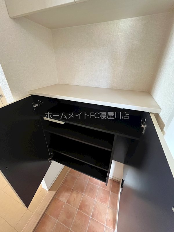 フォンテーヌ　ブロー 収納