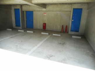 アーベントロート 駐車場