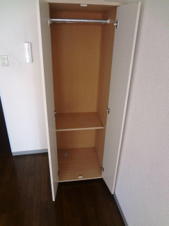 アーバン千里ビル 収納