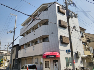 ハッピーNY 外観
