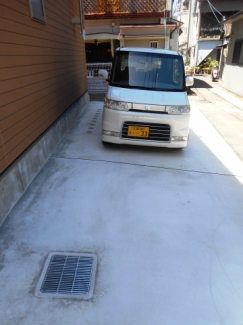 グラン・カーズ 駐車場