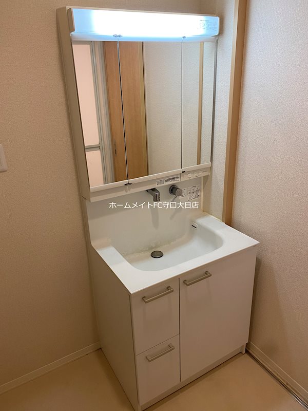 シャーメゾン4番館 洗面所