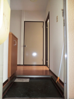 アーバン岩井 玄関