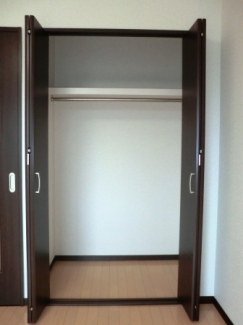 アンプルールクラージュ　アミティエ 収納