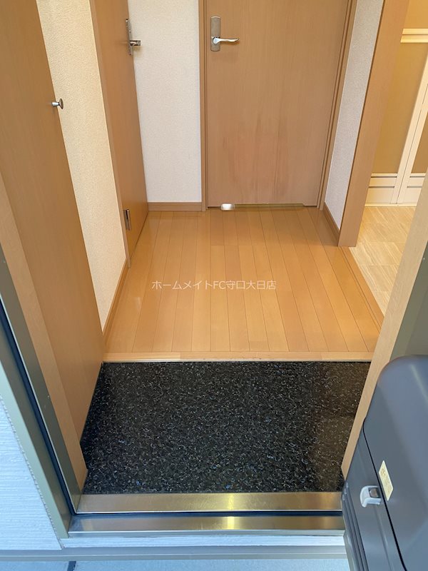 アムールロータス 玄関