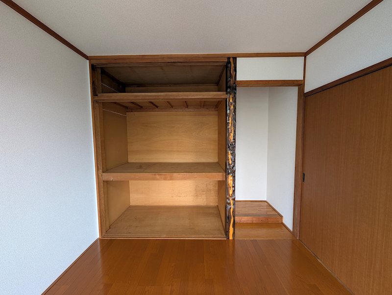 白石アパート 収納