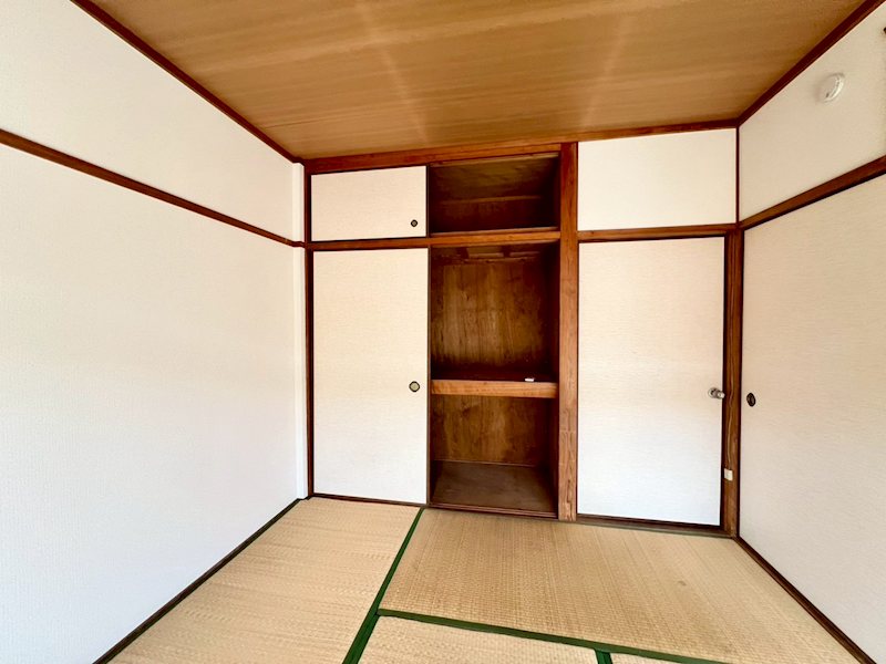第二まるみ荘 収納