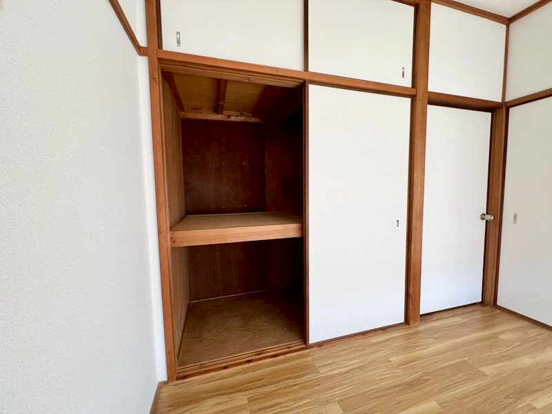 第二まるみ荘 収納