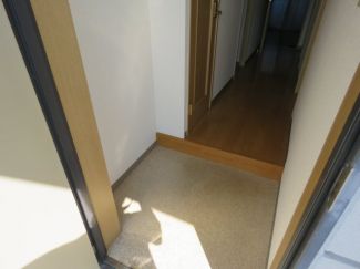 フロントパーク守山 玄関