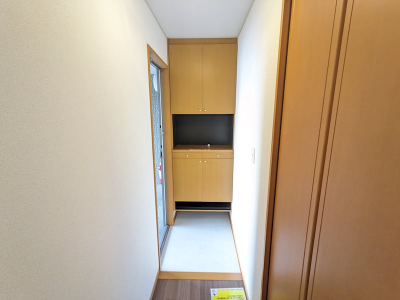 レグルス 玄関