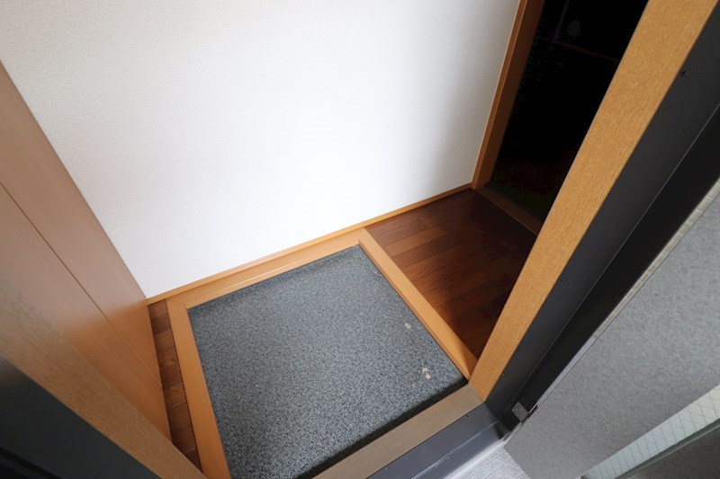 フィルネス 玄関