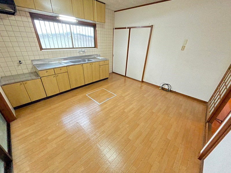 大門町貸家 リビング