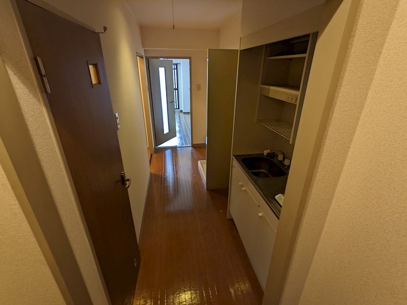 エクセレント吉田 玄関