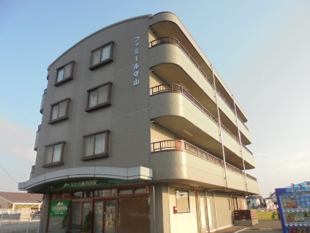 ファミール守山 外観