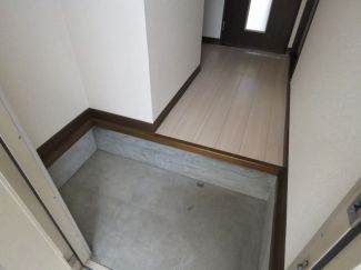 アネックスモリヤマ　C棟 玄関