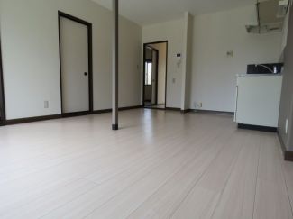 アネックスモリヤマ　C棟 リビング