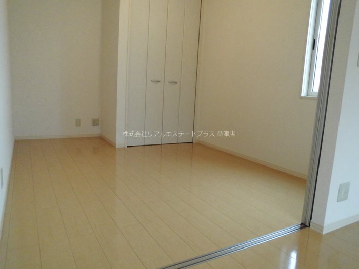 セジュールHIGASHIURA ベッドルーム