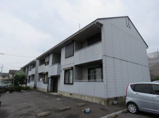 シャトレ岡田B 外観