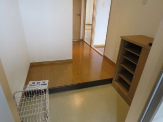 ブランニュー２１ 玄関