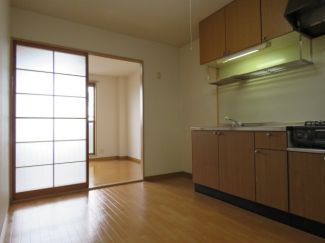 ブランニュー２１ リビング