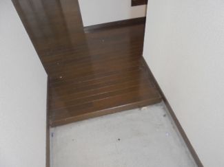 宮城ハイツ 玄関