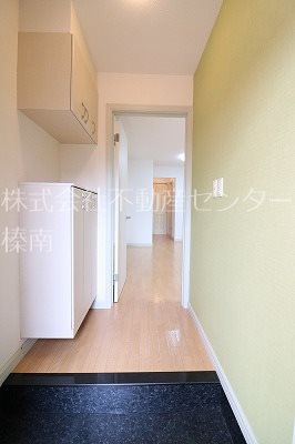 Ｋ・フォルティア 玄関