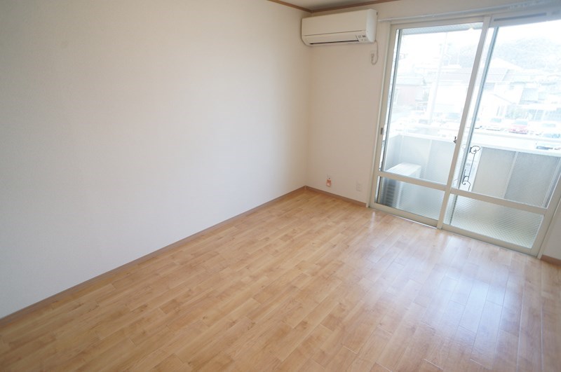 ハイツ樹 ベッドルーム