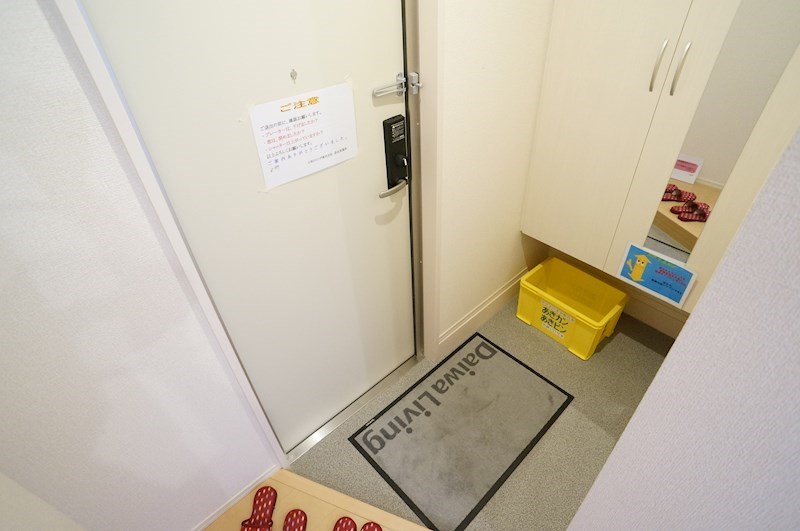 ラフィーネ大和八木　Ｗ棟 玄関