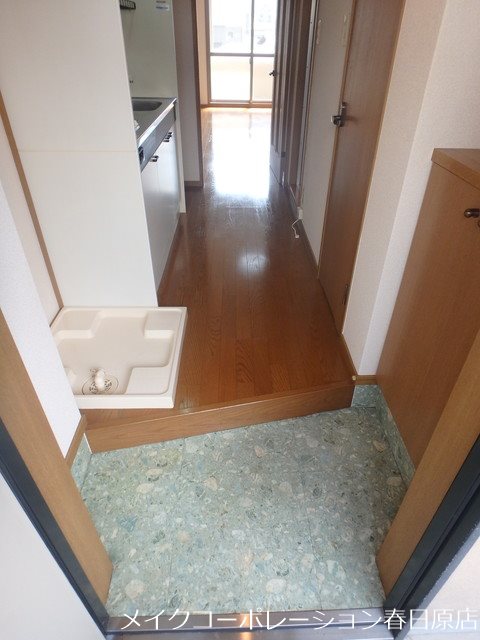 エース弐番館 玄関