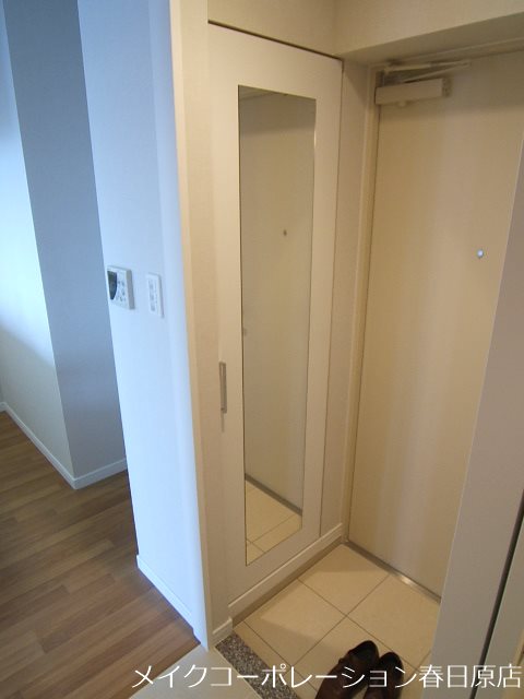 写真は同型タイプ サヴォイセントオブガーデン 玄関