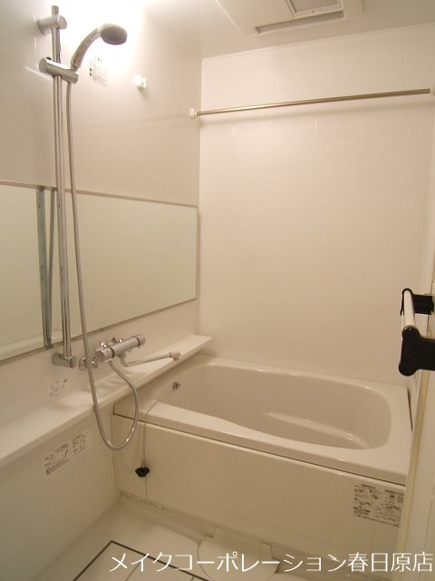 写真は同型タイプ サヴォイセントオブガーデン 風呂画像