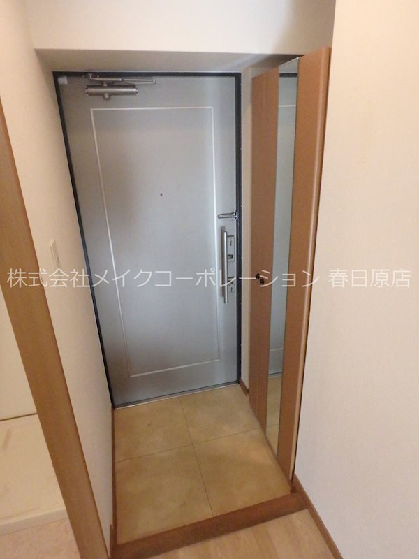 エレガンス井尻 玄関