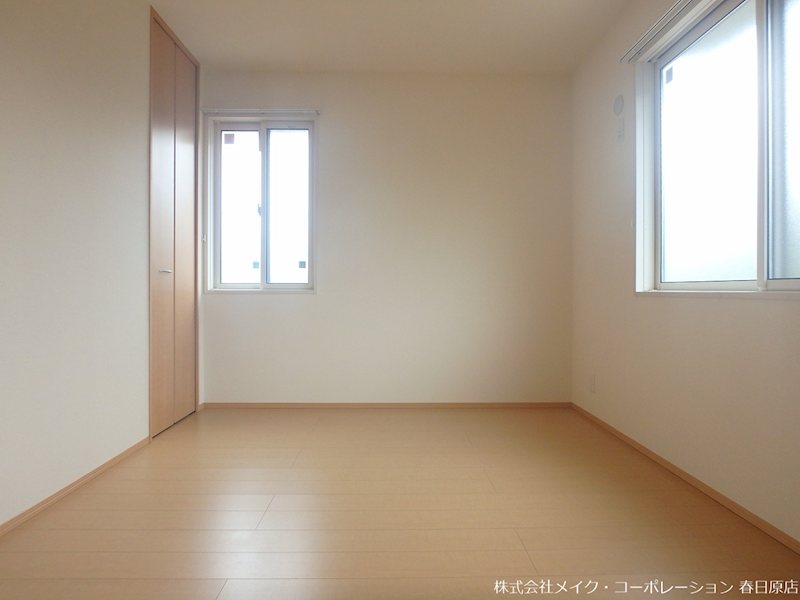 写真は同型タイプ ブラン春日 ベッドルーム