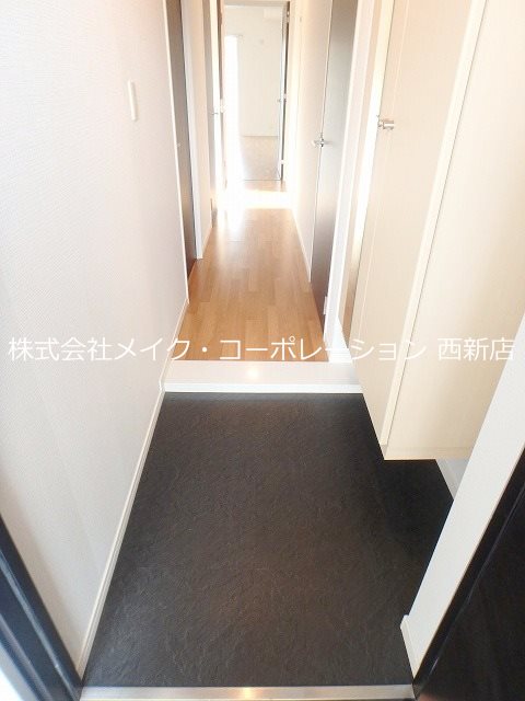 麟館 玄関