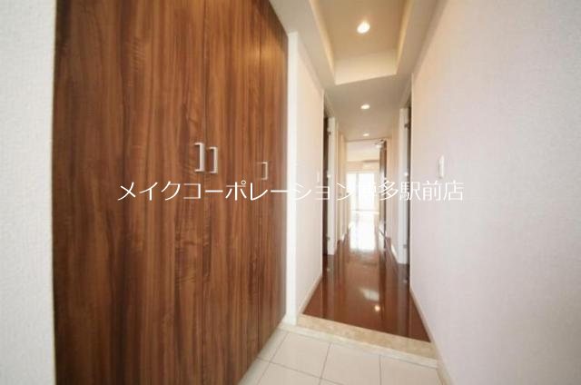 ジオ・イニシア博多駅前 玄関